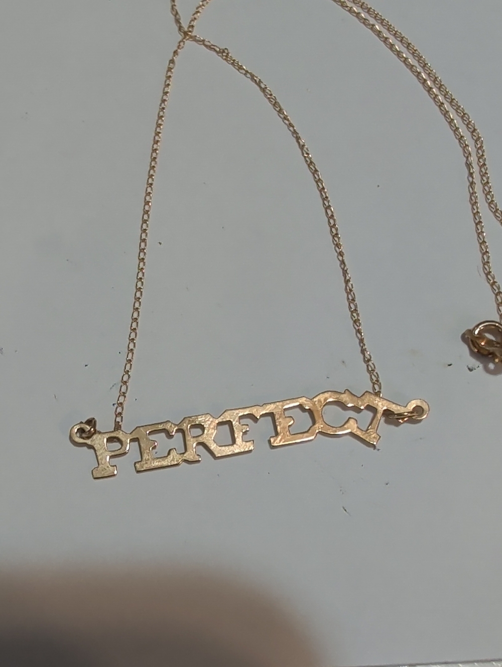 Perfect Gold Nameplate Necklace - 14 Kt * 1.1 Grams